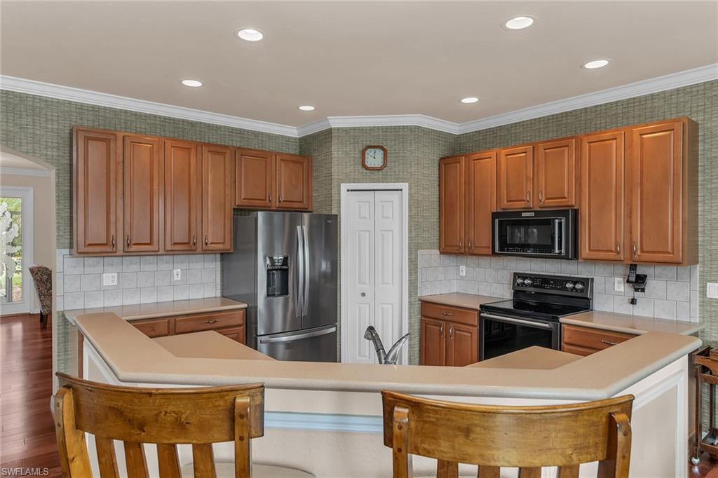 THE SHORES - Residential