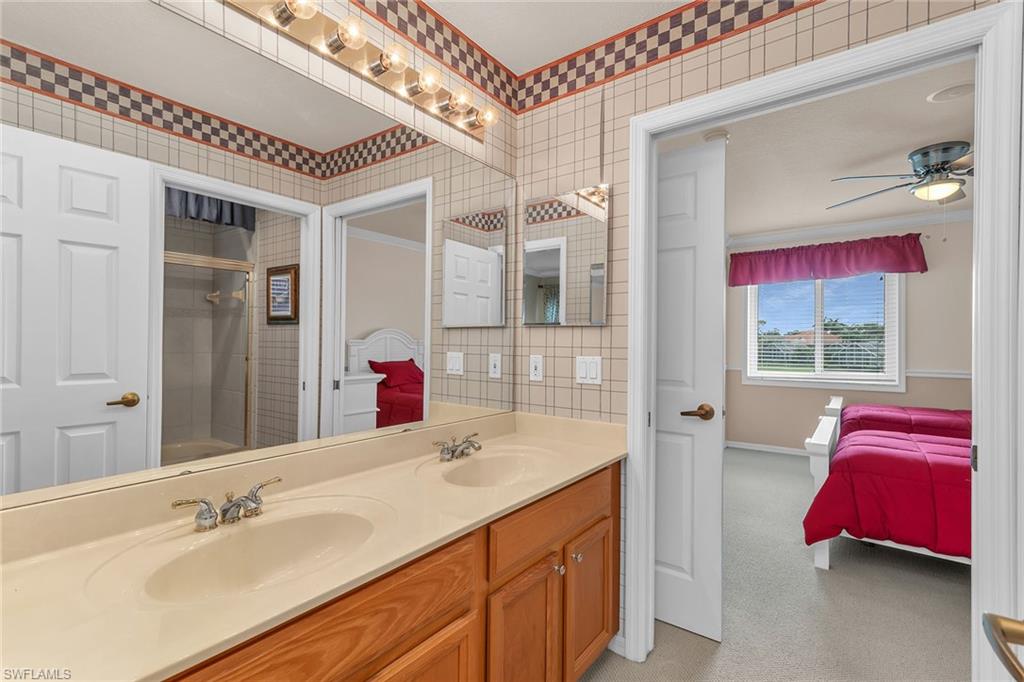 THE SHORES - Residential