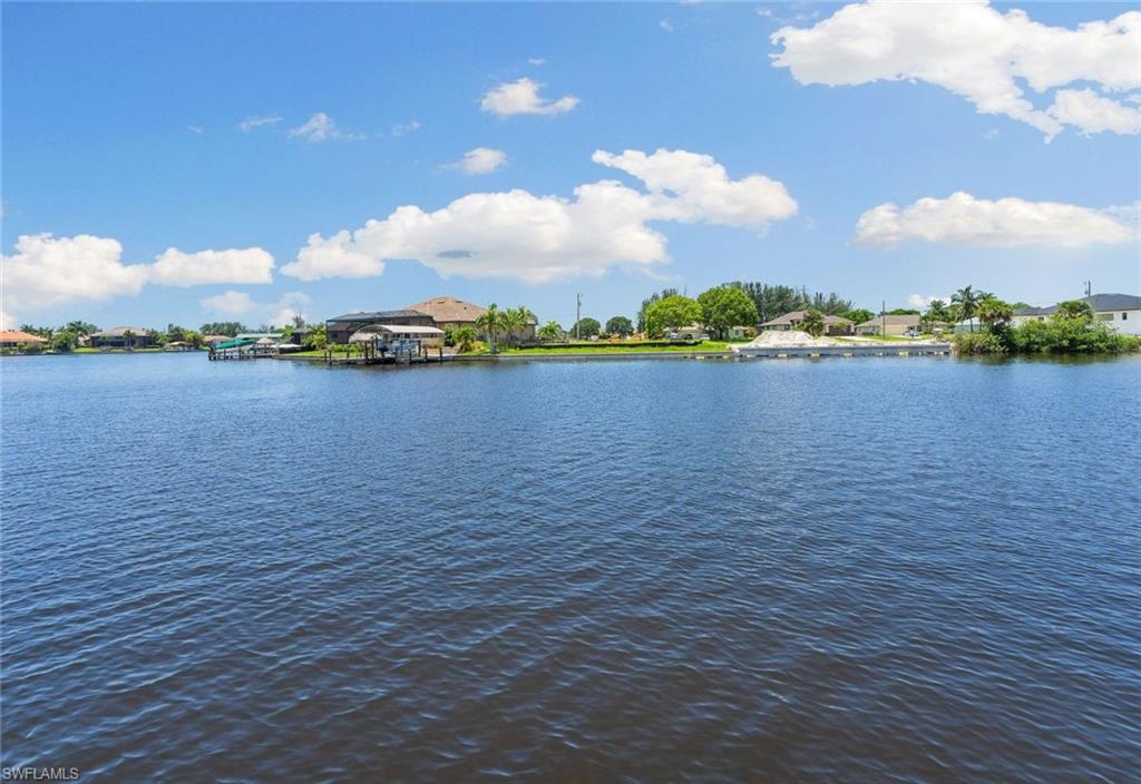 BLUE WATER - Residential