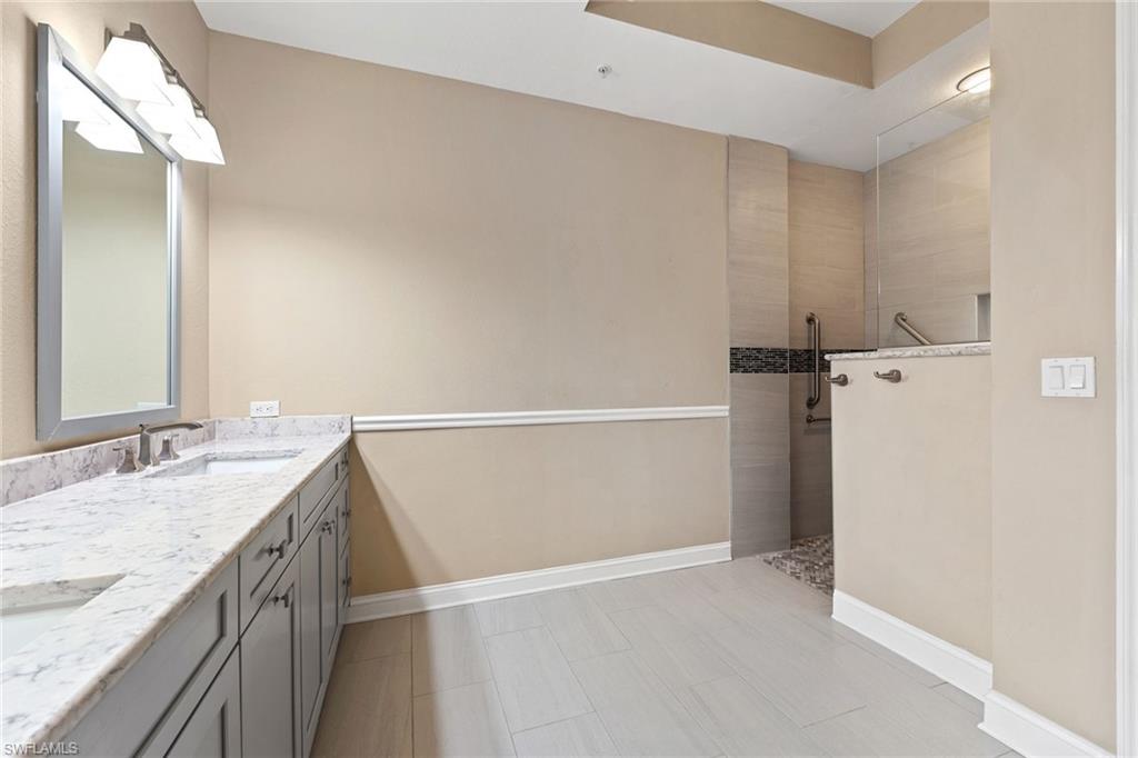 BLUE WATER - Residential