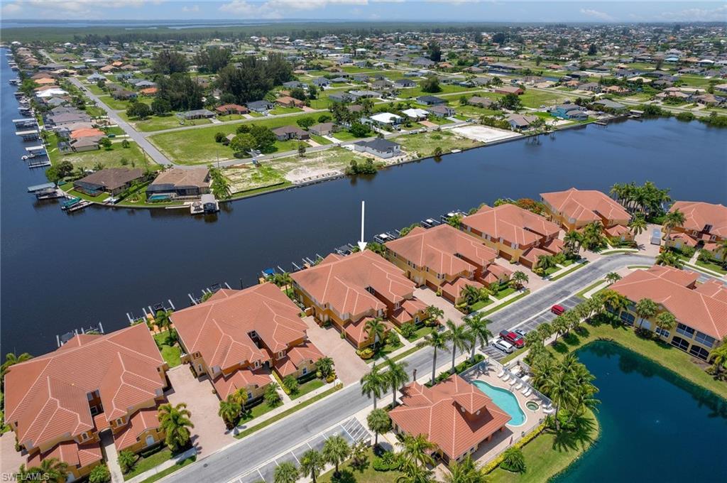 BLUE WATER - Residential