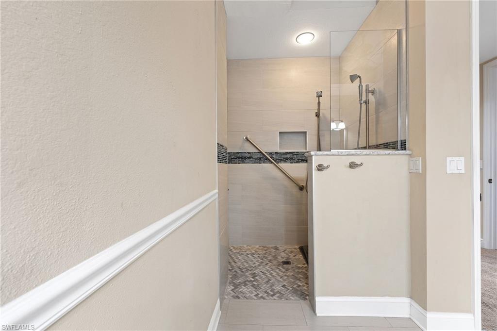 BLUE WATER - Residential