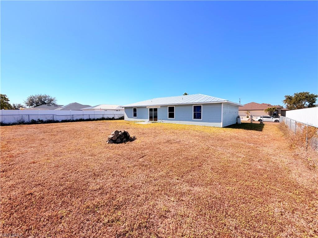 CAPE CORAL - Residential