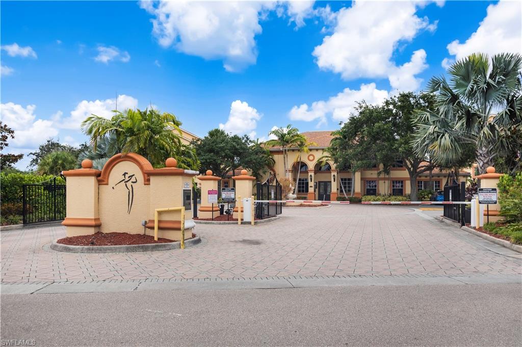 FAIRWAY PRESERVE - Residential