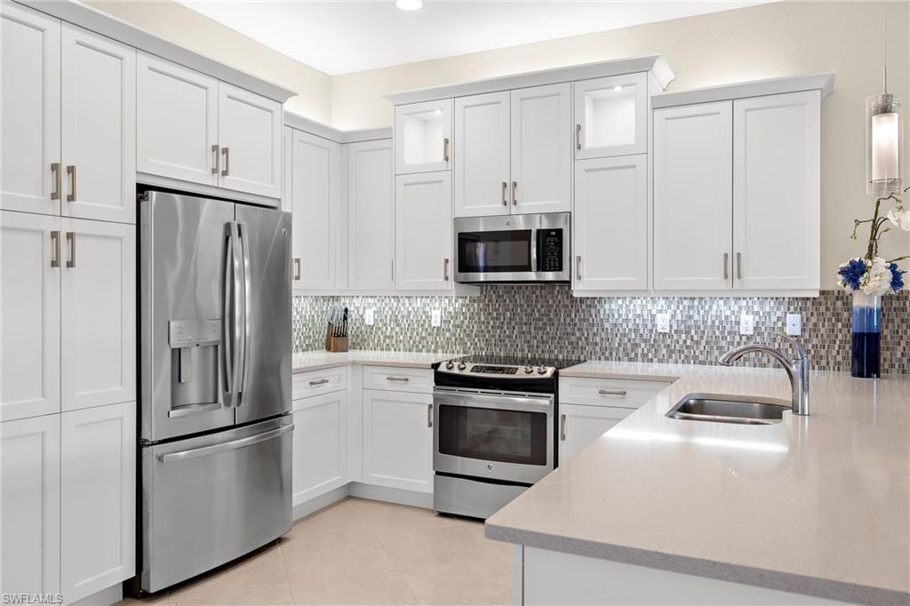 MARBELLA ISLES - Residential