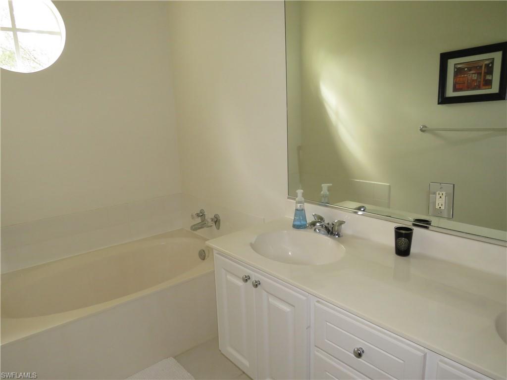 ISLAND WALK - Residential Lease