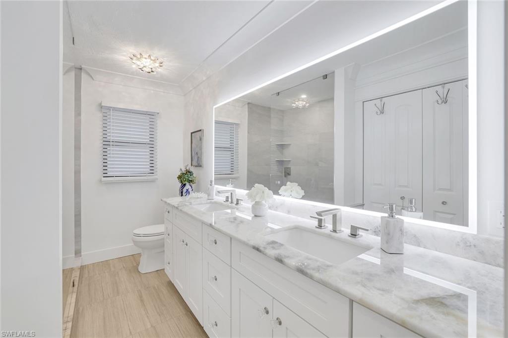 NAPLES PARK - Residential