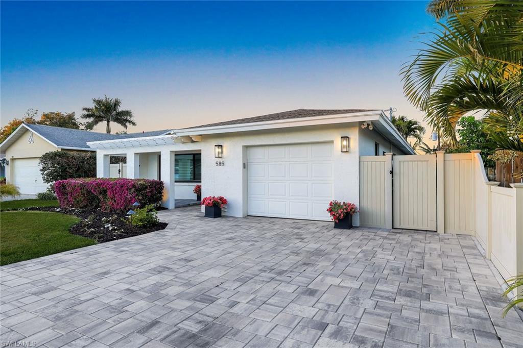 NAPLES PARK - Residential