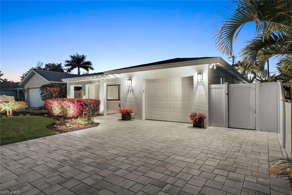 NAPLES PARK - Residential