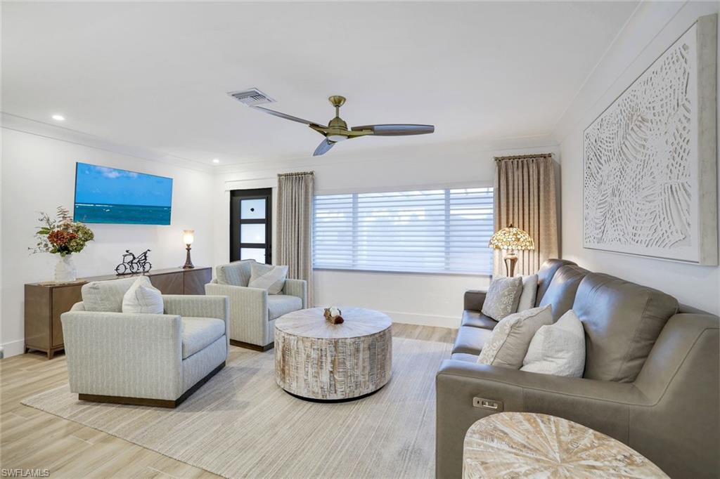 NAPLES PARK - Residential