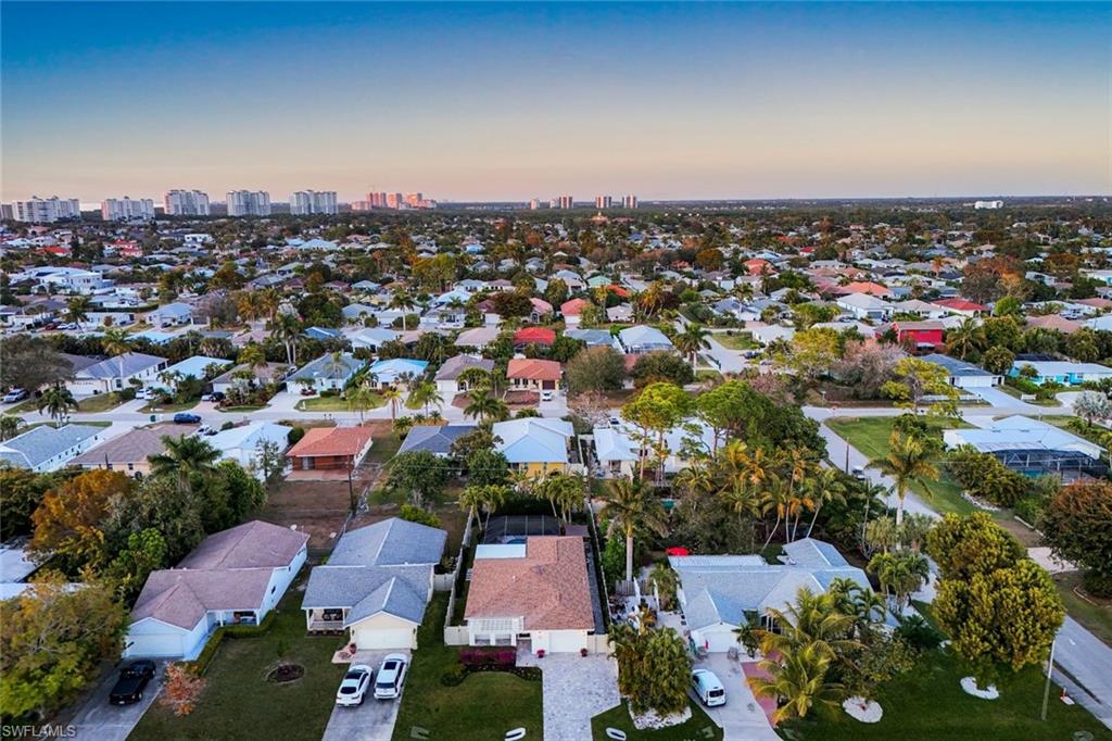 NAPLES PARK - Residential