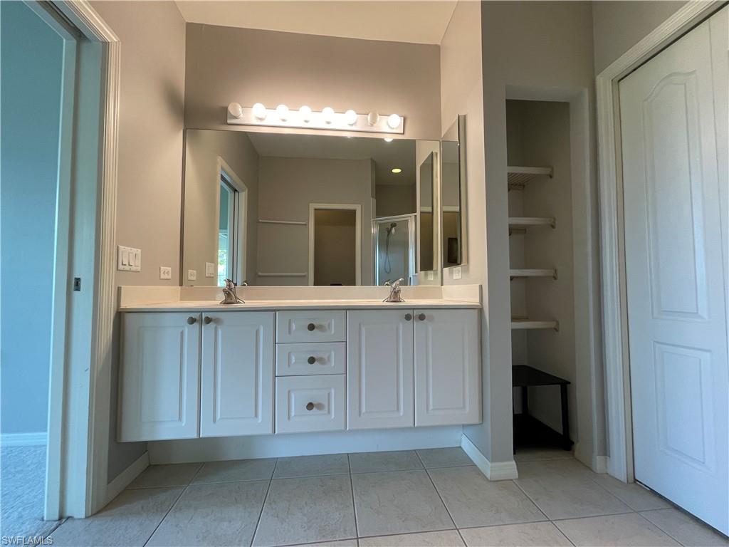 COLONIAL LINKS - Residential Lease