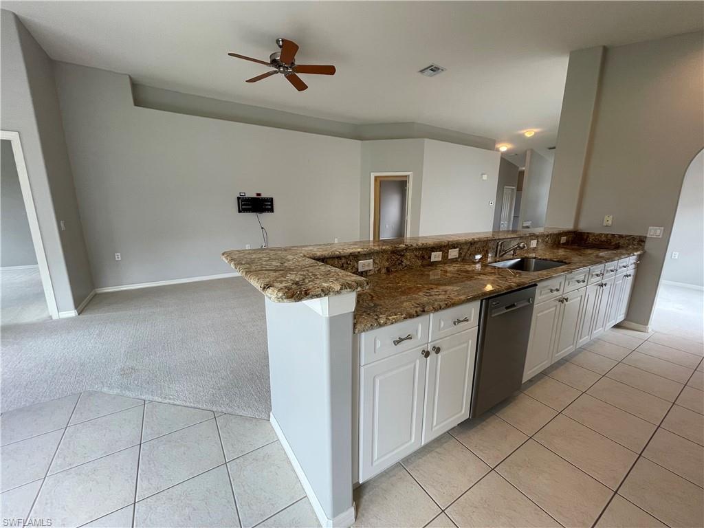 COLONIAL LINKS - Residential Lease