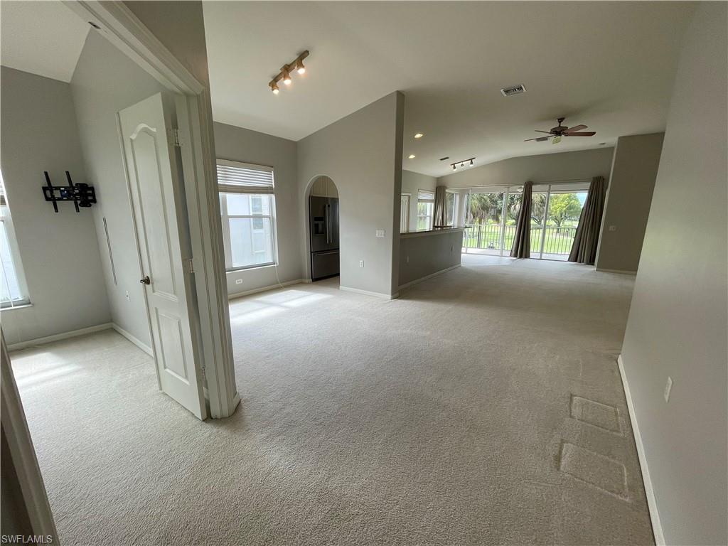 COLONIAL LINKS - Residential Lease