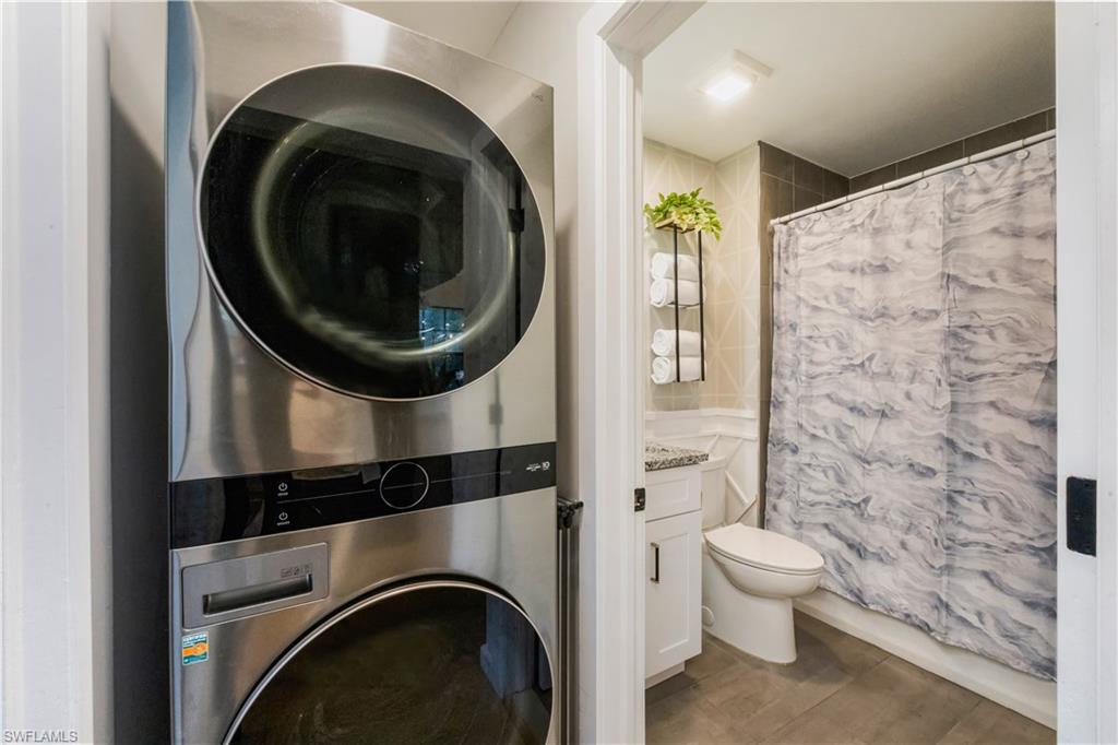 WOODGATE AT NAPLES - Residential