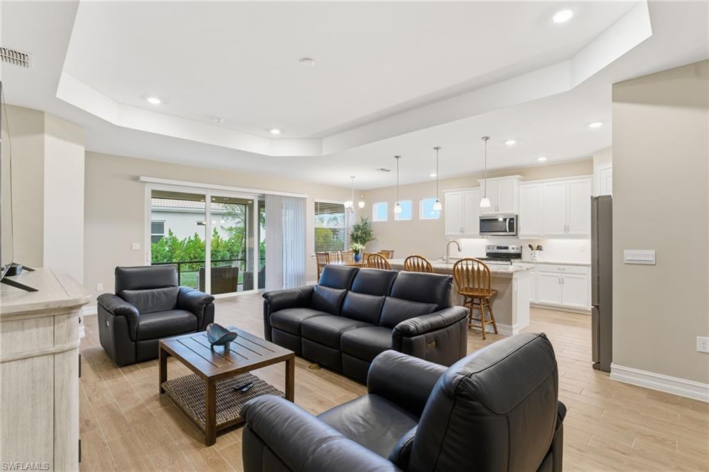 MAGNOLIA LANDING - Residential