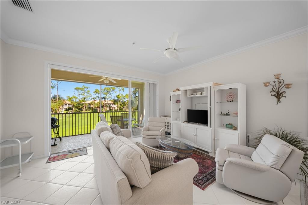 3965 Bishopwood CT E 206