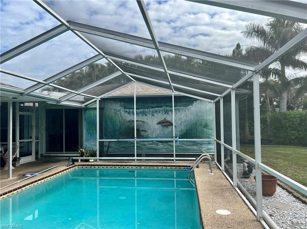 WINDSOR ESTATES - Residential