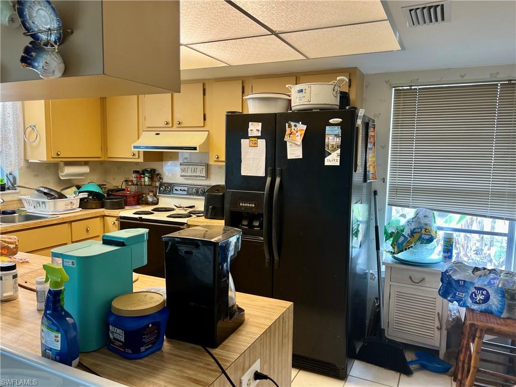 WINDSOR ESTATES - Residential