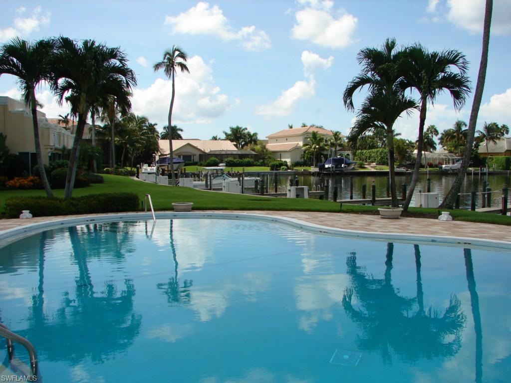 COLONY GARDENS - Residential