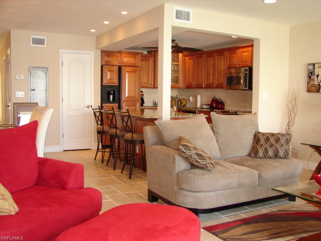 COLONY GARDENS - Residential