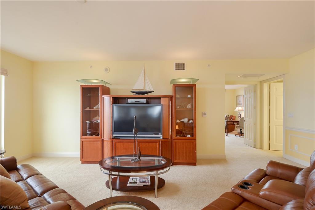 THE VANDERBILT - Residential