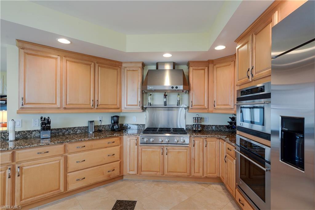 THE VANDERBILT - Residential