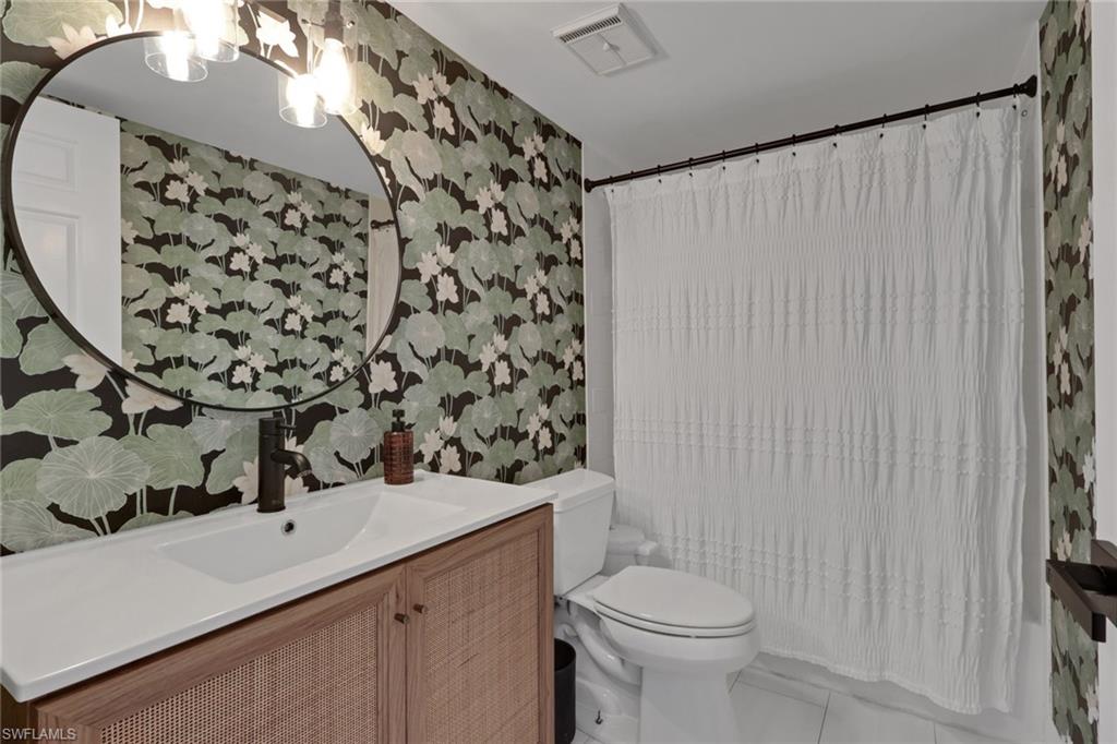 NAPLES SANDPIPER BAY CLUB - Residential