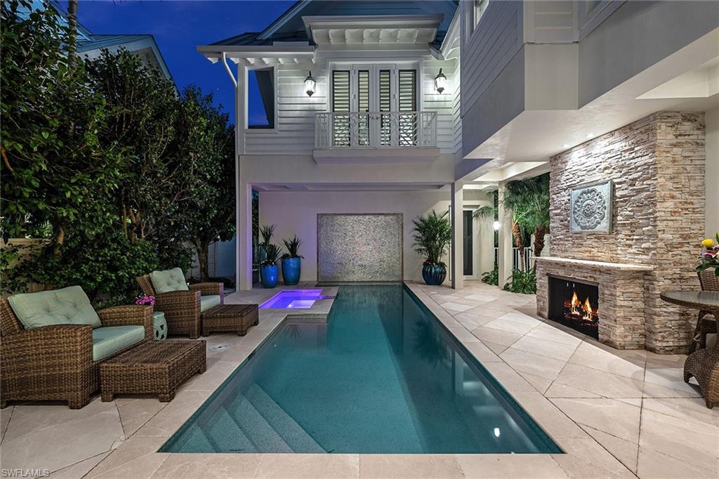 NAPLES SOUTH - Residential