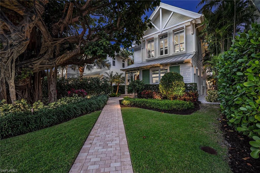 NAPLES SOUTH - Residential