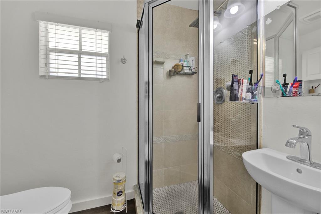 NUTTINGLIKIT GROVE - Residential