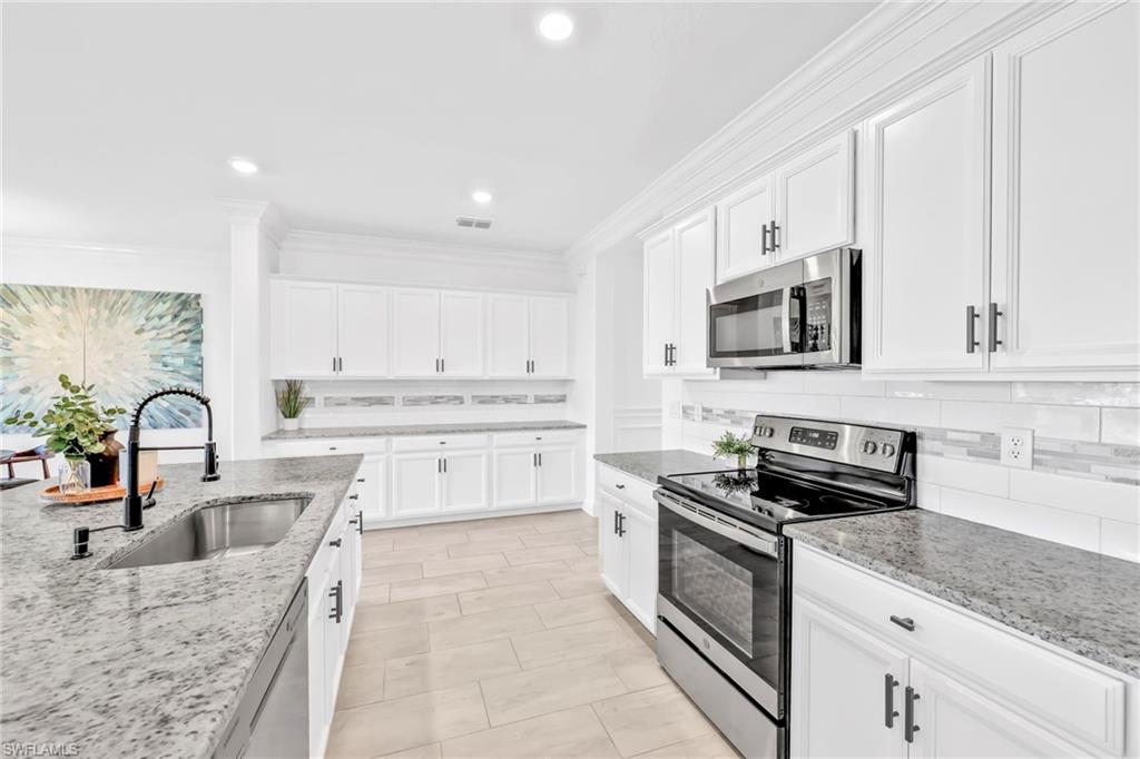 ORANGE BLOSSOM RANCH - Residential Lease