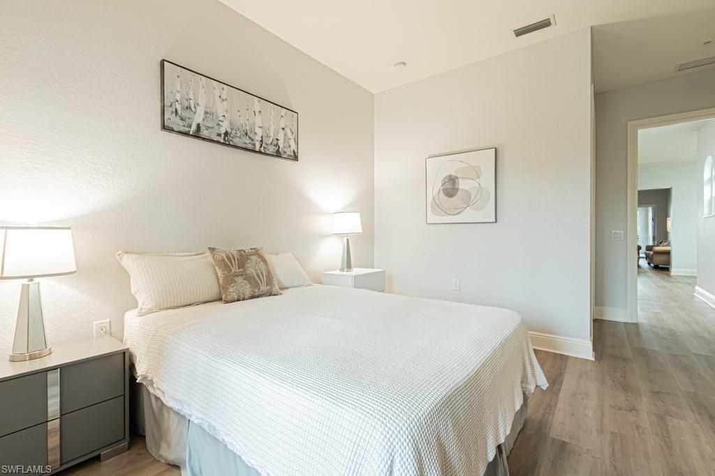 VARENNA - Residential Lease