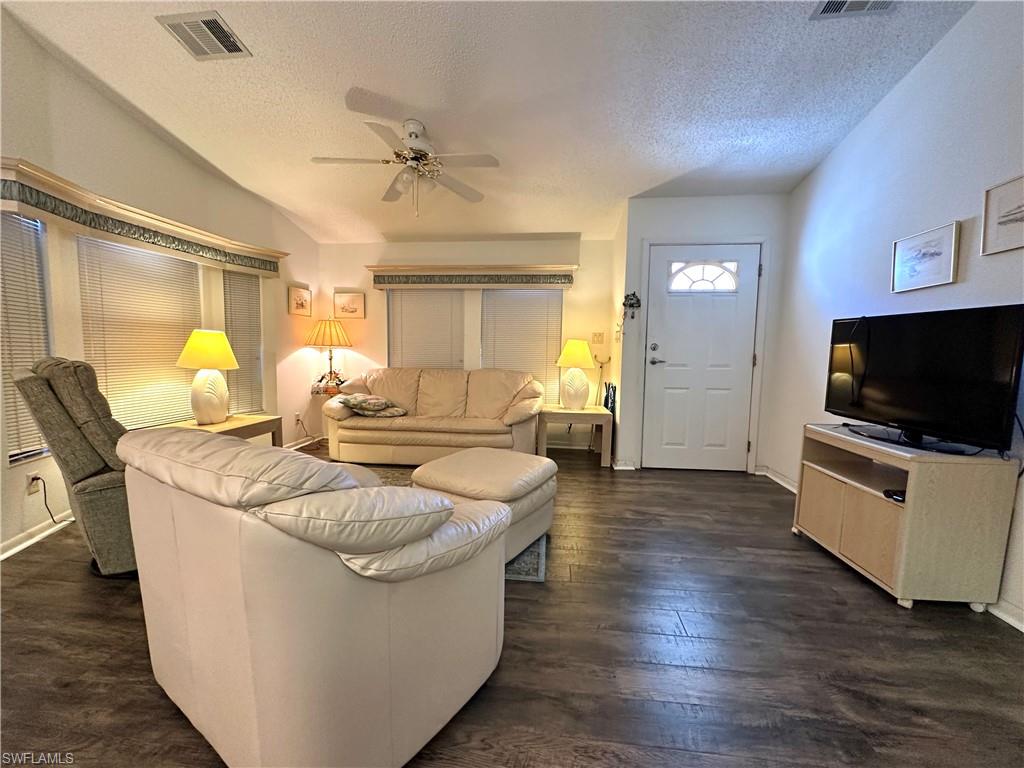 RIVERWOODS PLANTATION - Residential