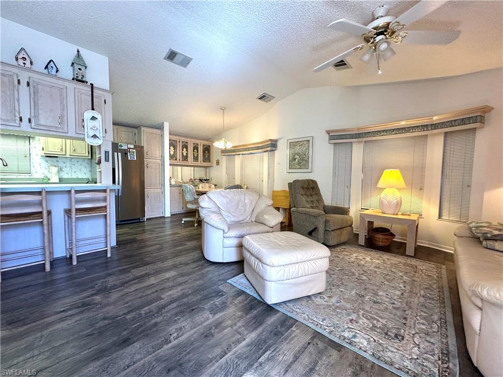 RIVERWOODS PLANTATION - Residential