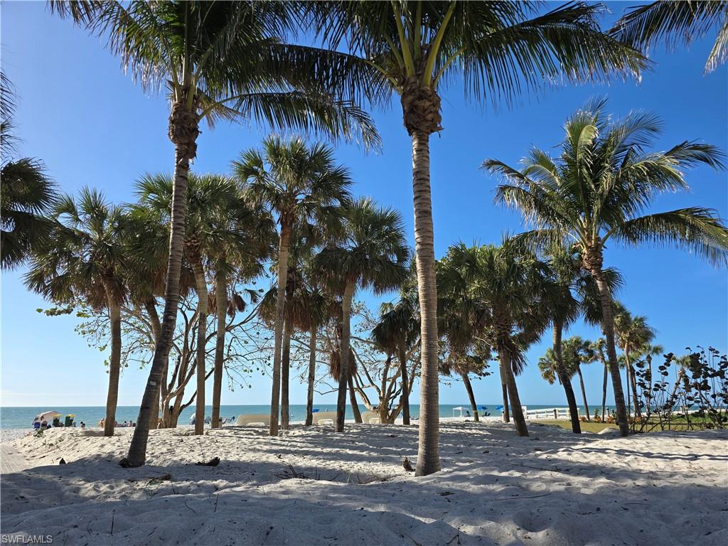 PARK SHORE - Residential