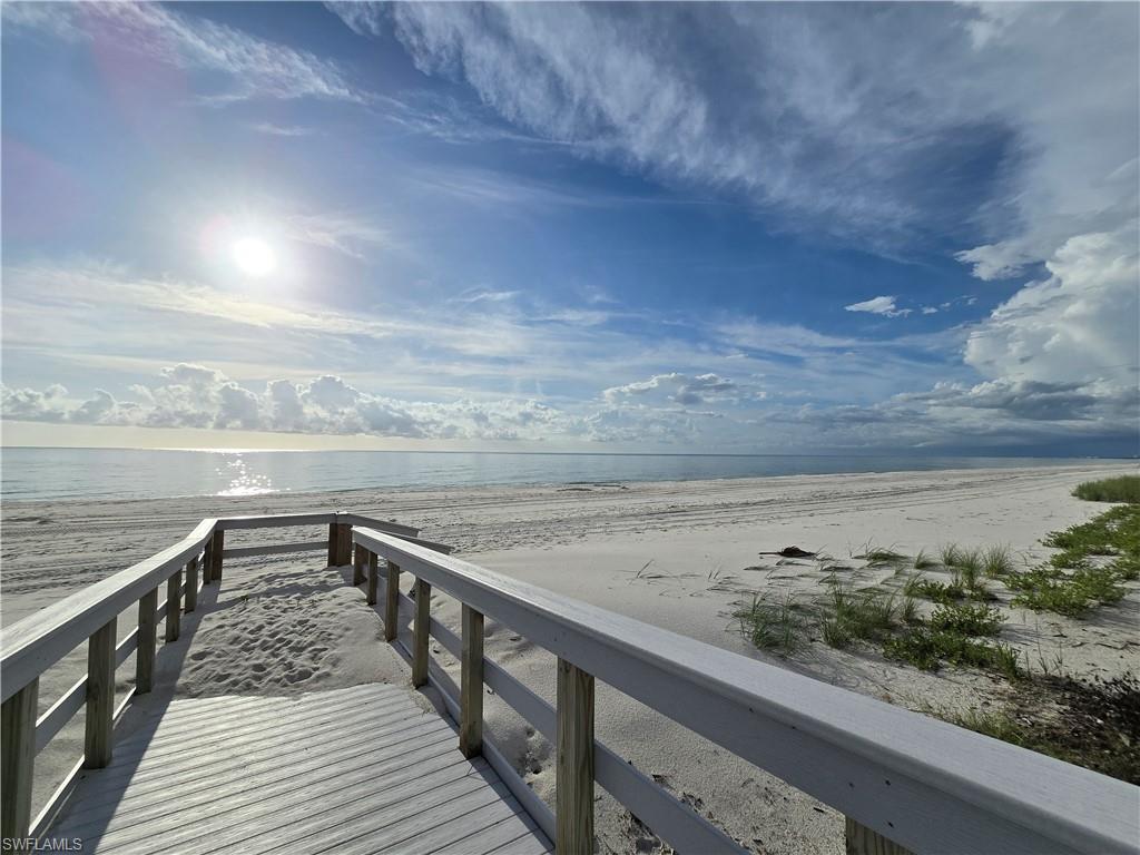 PARK SHORE - Residential