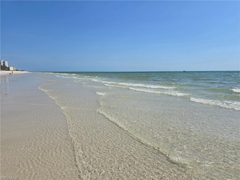 PARK SHORE - Residential