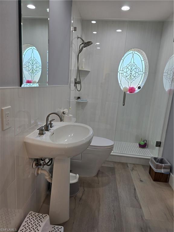 PARK SHORE - Residential