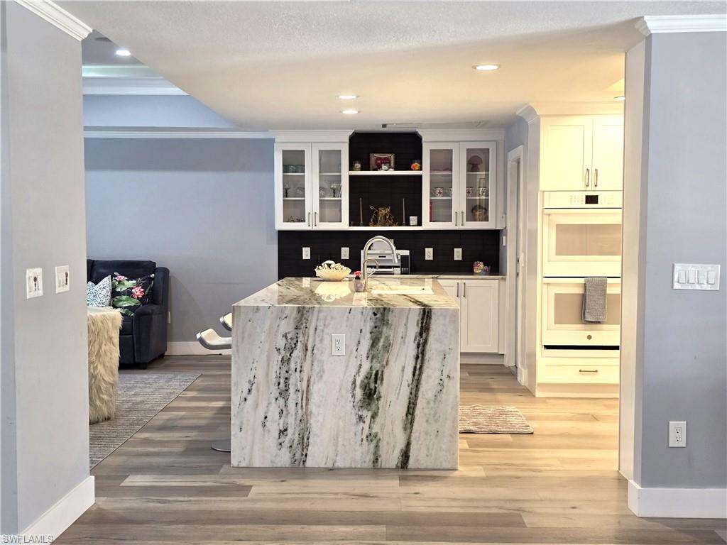 PARK SHORE - Residential