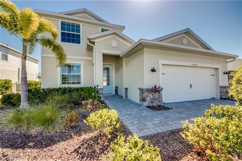 Single Family Residence in PUNTA GORDA FL 43380 Waymark PL.jpg