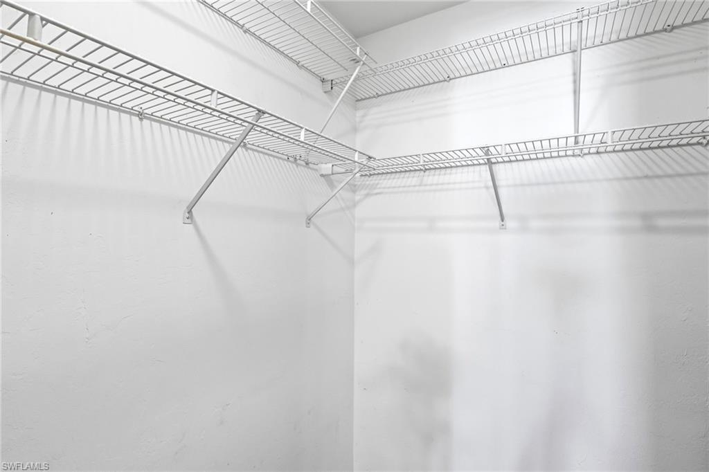 COUNTRY GLEN - Residential