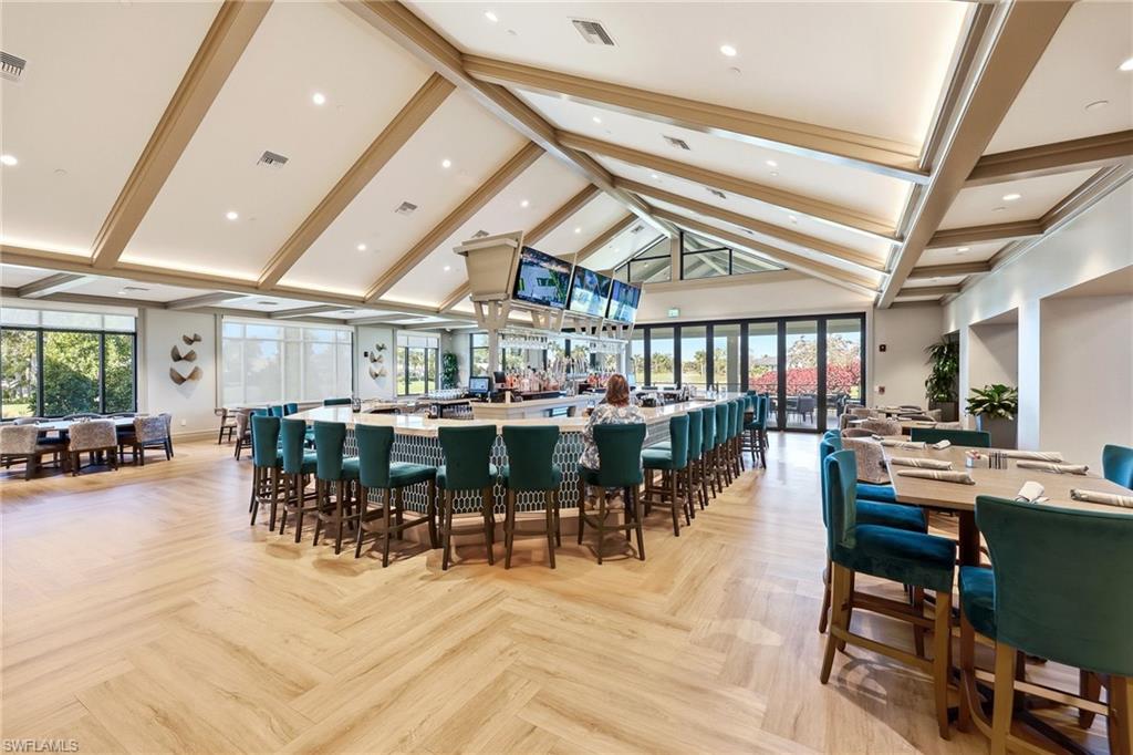 COUNTRY GLEN - Residential