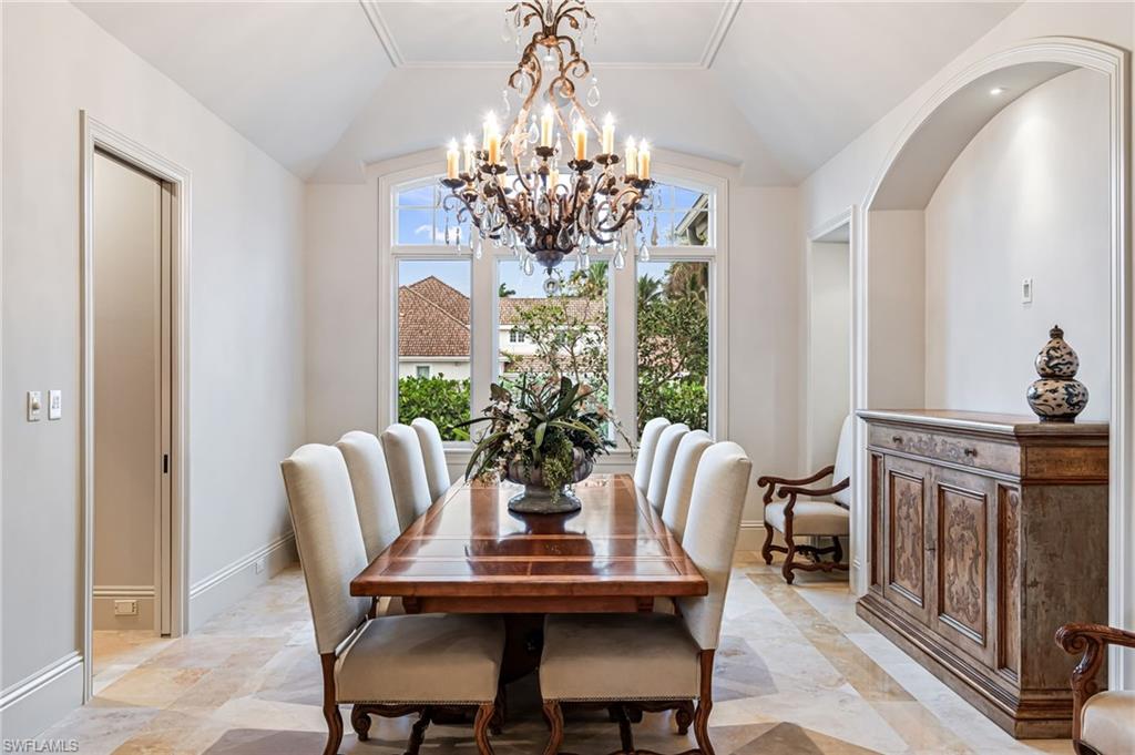 2560 W Half Moon WALK