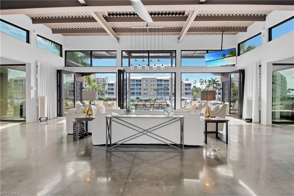 MARCO BEACH - Residential