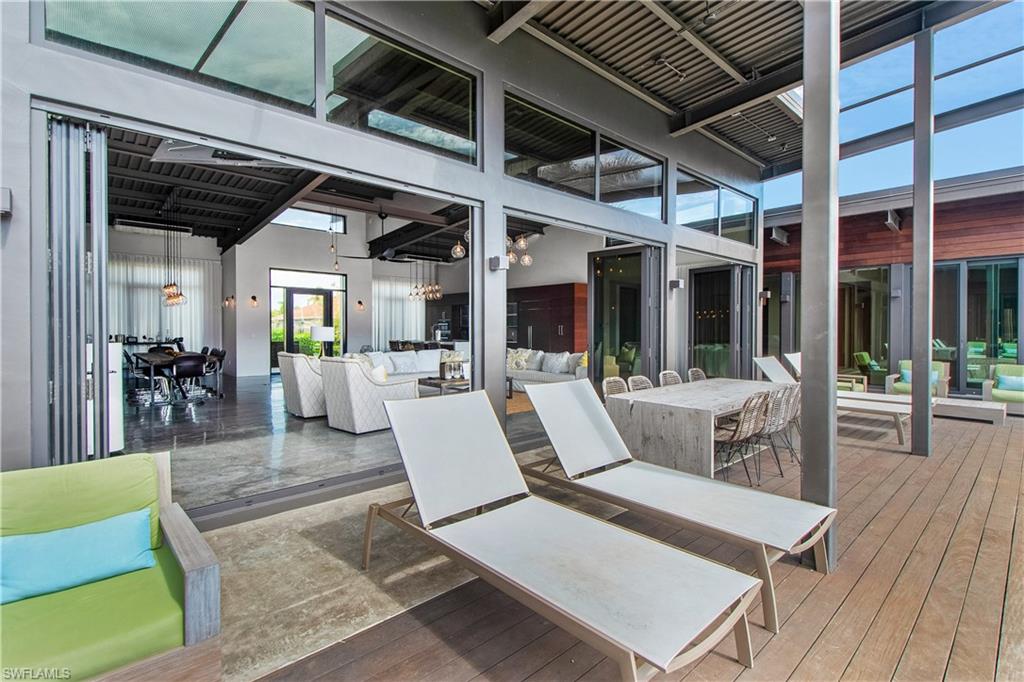 MARCO BEACH - Residential