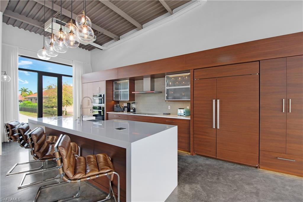 MARCO BEACH - Residential