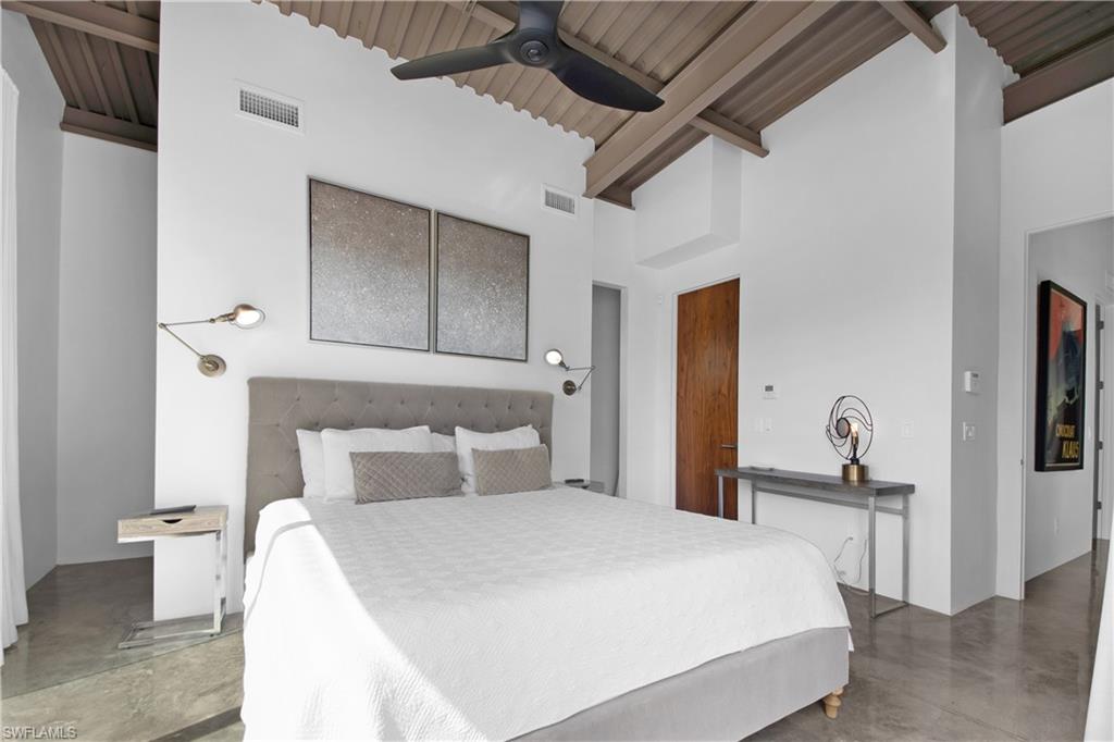 MARCO BEACH - Residential