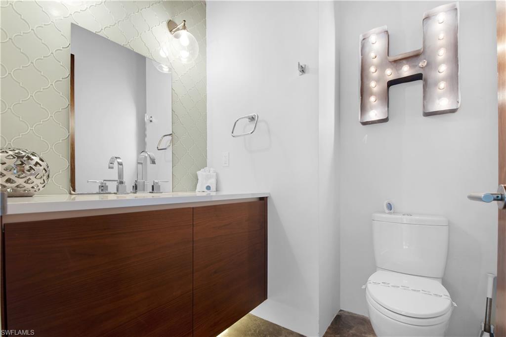 MARCO BEACH - Residential