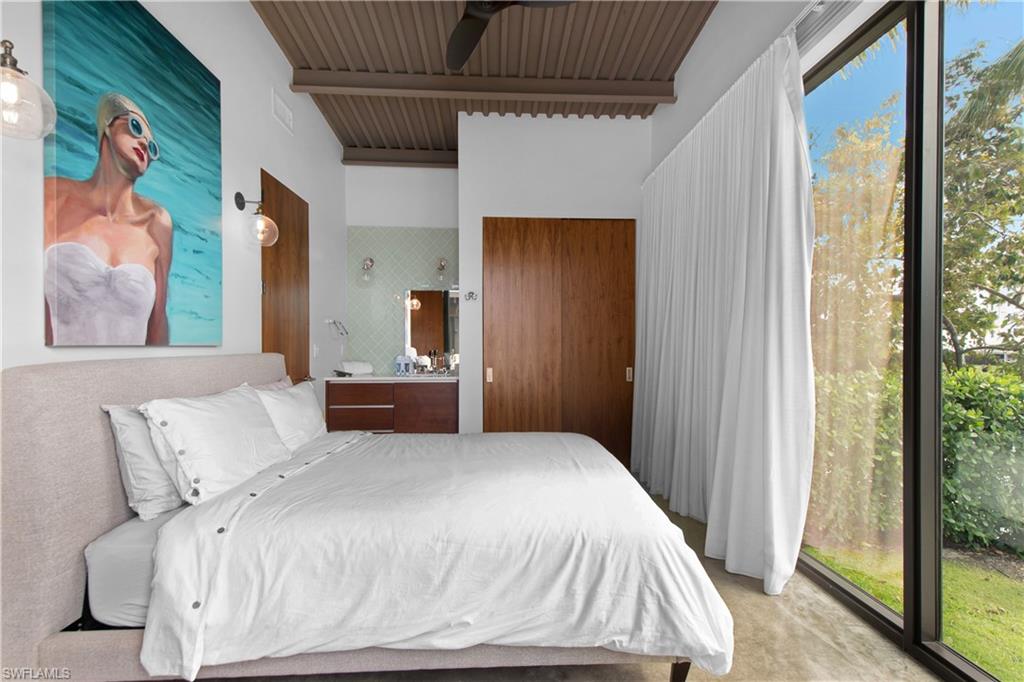 MARCO BEACH - Residential